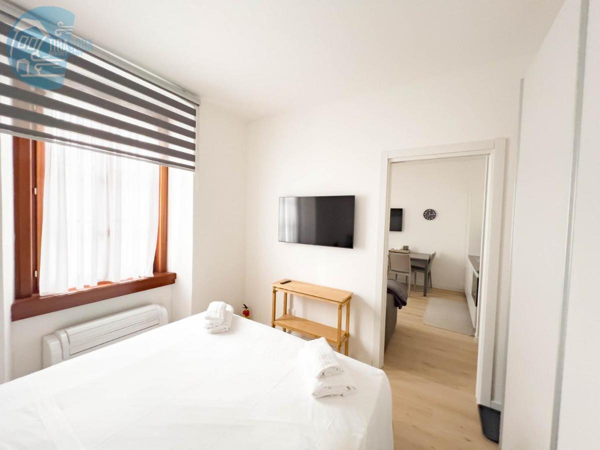 Apartament Piazza Della Borsa 3C Tirabora Short Rent Triest Zewnętrze zdjęcie